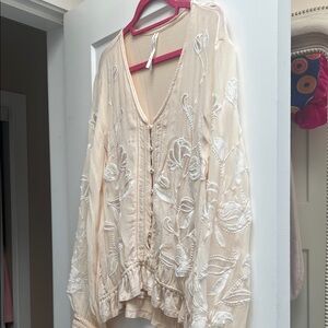 Anthropologie Cream Floral Embroidered Blouse Gorgeous 🎉💕💕